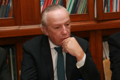 Ordens profissionais reuniram com Pedro Santana Lopes