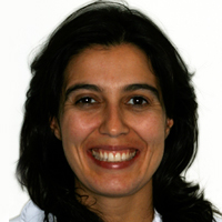 200x200-alexandra-vinagre