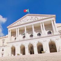 Lei quadro das ordens profissionais publicada em DR