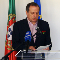 Carlos César recebe Medalha de Ouro da Ordem dos Médicos Dentistas atribuída em 2012