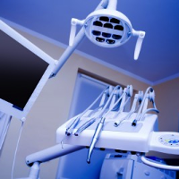 Clínica dentária encerrada por irregularidades e exercício ilegal