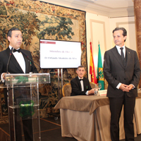 Bastonário da Ordem dos Médicos Dentistas foi homenageado em Espanha