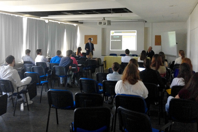 20130605-sessao-lisboa-02-640x425