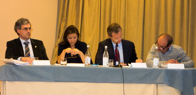 685px-20140426-assembleia-geral-omd-003