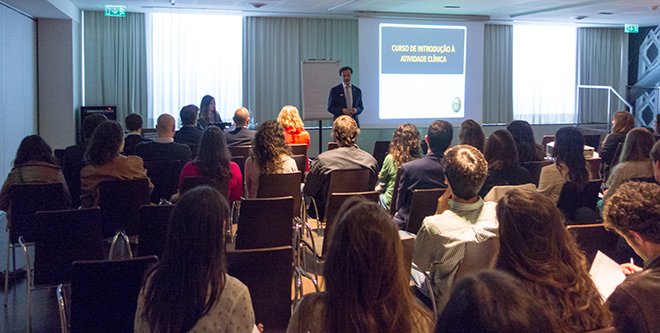 webimg-20131014-atividade-clinica-porto-001