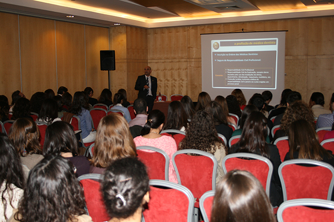 webimg660px-20131028-atividade-clinica-lisboa-008