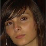 150x150-alexandrine-carvalho