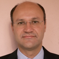 200x200-adolfo-magalhaes