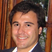 200x200-joao-pedro-canta