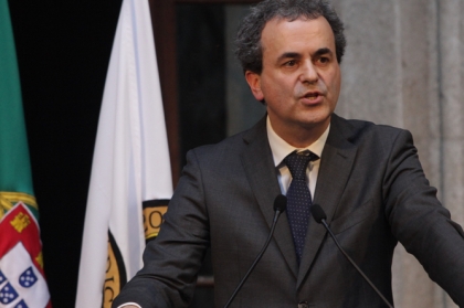 Governo promete alargar medicina dentária no Serviço Nacional de Saúde