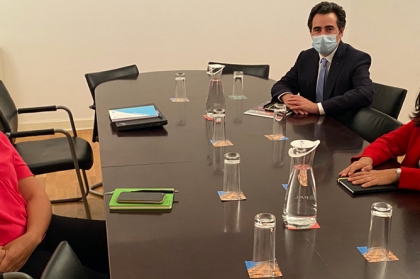 Preocupações com radiologia apresentadas à governante do ambiente