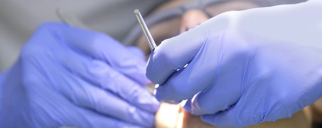 Mais de 2000 médicos dentistas com inscrição suspensa na Ordem