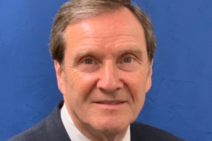 Jeffrey P. Okeson leciona curso pré-congresso sobre oclusão e disfunção temporomandibular