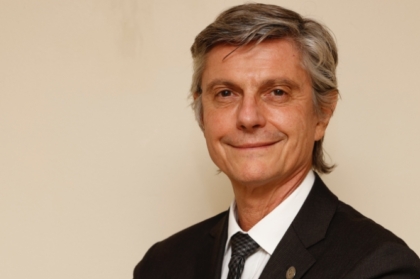 Mais uma vez, a direção clínica