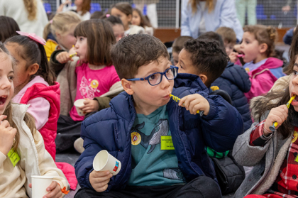 Escovagem coletiva reúne cerca de 1000 crianças em Valença