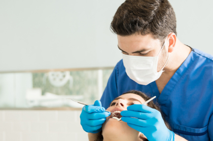 FDI define diretrizes para a supervisão em medicina dentária