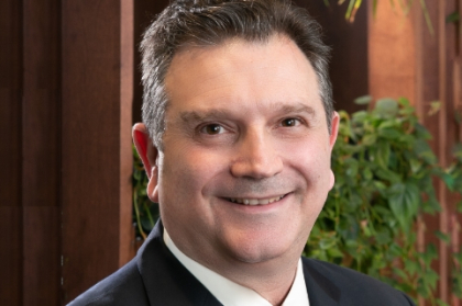 Emergencies in endodontics; Contemporary endodontics in the era of implants: what’s the evidence?