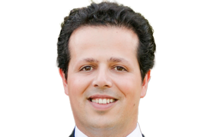 Novas tendências em dentisteria operatória: "toys or tools" | Restaurações por técnicas de injeção de resina composta