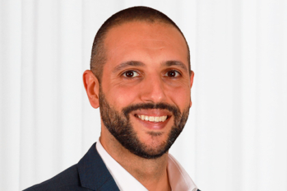 Interfaces que mudam desfechos: decisões protéticas e cirúrgicas em casos complexos com componentes IPD