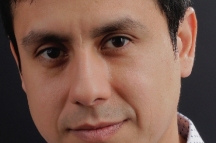 Creating a seamless transition between implants and natural teeth in the anterior zone