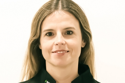 Retalho de rotação lateral e recessões gengivais unitárias  – 15 casos clínicos consecutivos