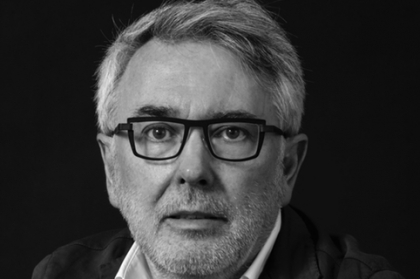 A oclusão, a aliada inseparável da estética na reabilitação minimamente invasiva do desgaste dentário avançado