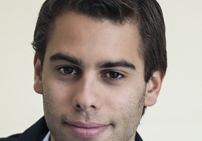 Colocação de implantes pela técnica de crista óssea dividida - caso clínico