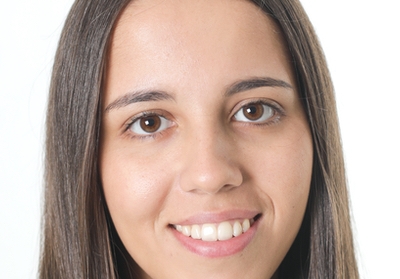 Terapia periodontal reconstrutiva de dente comprometido para além do ápex - caso clínico