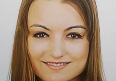 Encerramento de diastemas - caso clínico