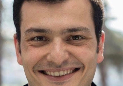 Remoção de espigões de fibra de vidro, um desafio em endodontia