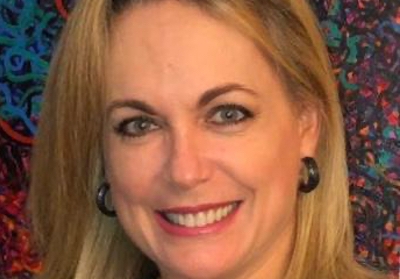 Tratamento ortodôntico com alinhadores estéticos em paciente com esclerodermia