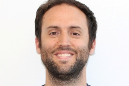 Curved and calcified canals. Approach in endodontics