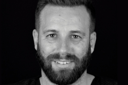 Aprimoramento de tecidos moles nas reabilitações complexas com implantes na zona estética