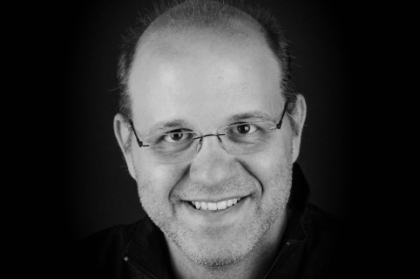 Direct esthetic restorations in the posterior area and optimization of the contact point