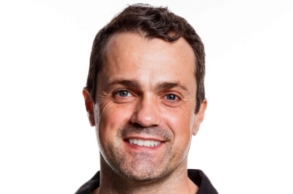 The use of a microscope in oral rehabilitation