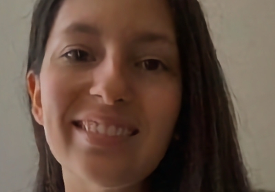 Torque planeado nos incisivos centrais superiores na primeira série do tratamento com alinhadores: ensaio clínico