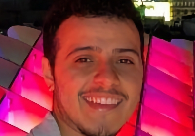 Comportamento óptico de restaurações cerâmicas  cimentadas em substratos escurecidos