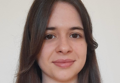 Tratamento da mucosite peri-implantar com jato de ar-água e pó de eritritol: estudo clínico controlado randomizado