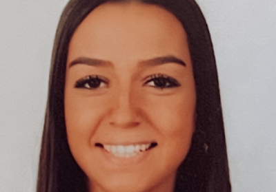 Microcirurgia endodôntica de um primeiro molar superior com envolvimento do seio maxilar após reação de corpo estranho: Caso clínico