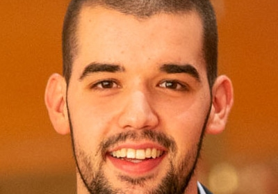 Ferulização a médio/longo prazo de dentes com compromisso periodontal severo: Série de Casos