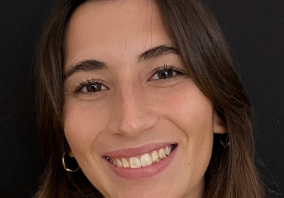 Existe um dispositivo de medição de cor fiável em amostras laboratoriais de resina composta? Estudo comparativo laboratorial de três opções