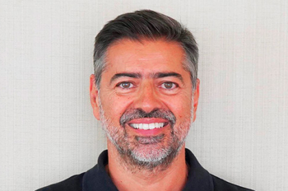 Desafios e soluções na reabilitação dos sectores posteriores da maxila - hands-on de colocação de implantes com sinus-lift